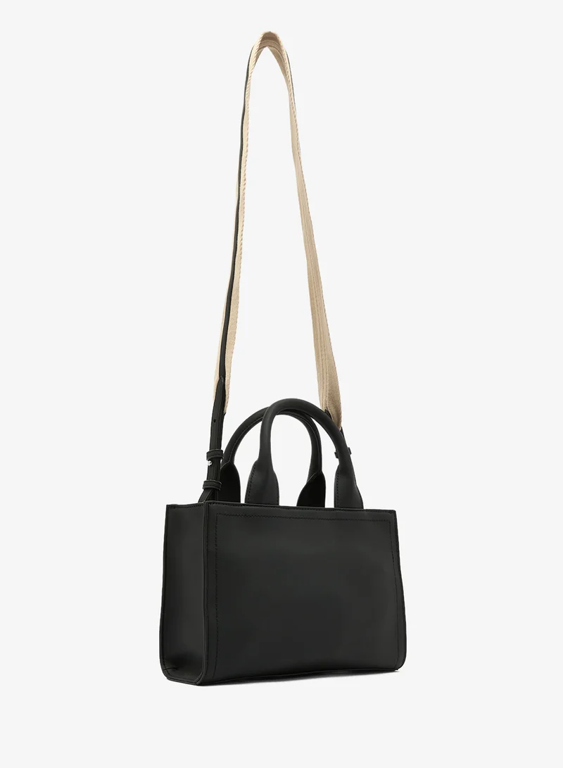 لوف موسكينو حقيبة تسوق توت جلد صناعي بتوقيع الحب